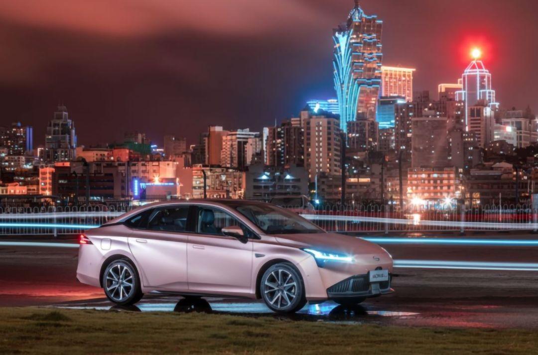 新能源汽车前十名品牌(最受欢迎十大新能源品牌)