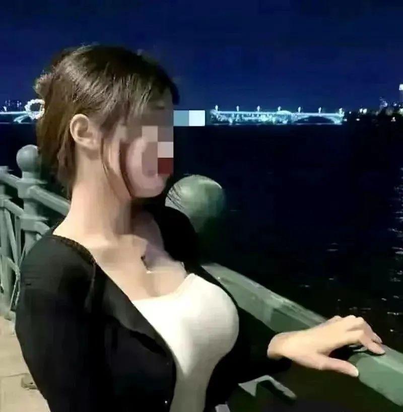 城管干部出轨女下属,双方均被停职,聊天不堪入目 城管干部出轨女下属,双方均被停职,聊天不堪入目